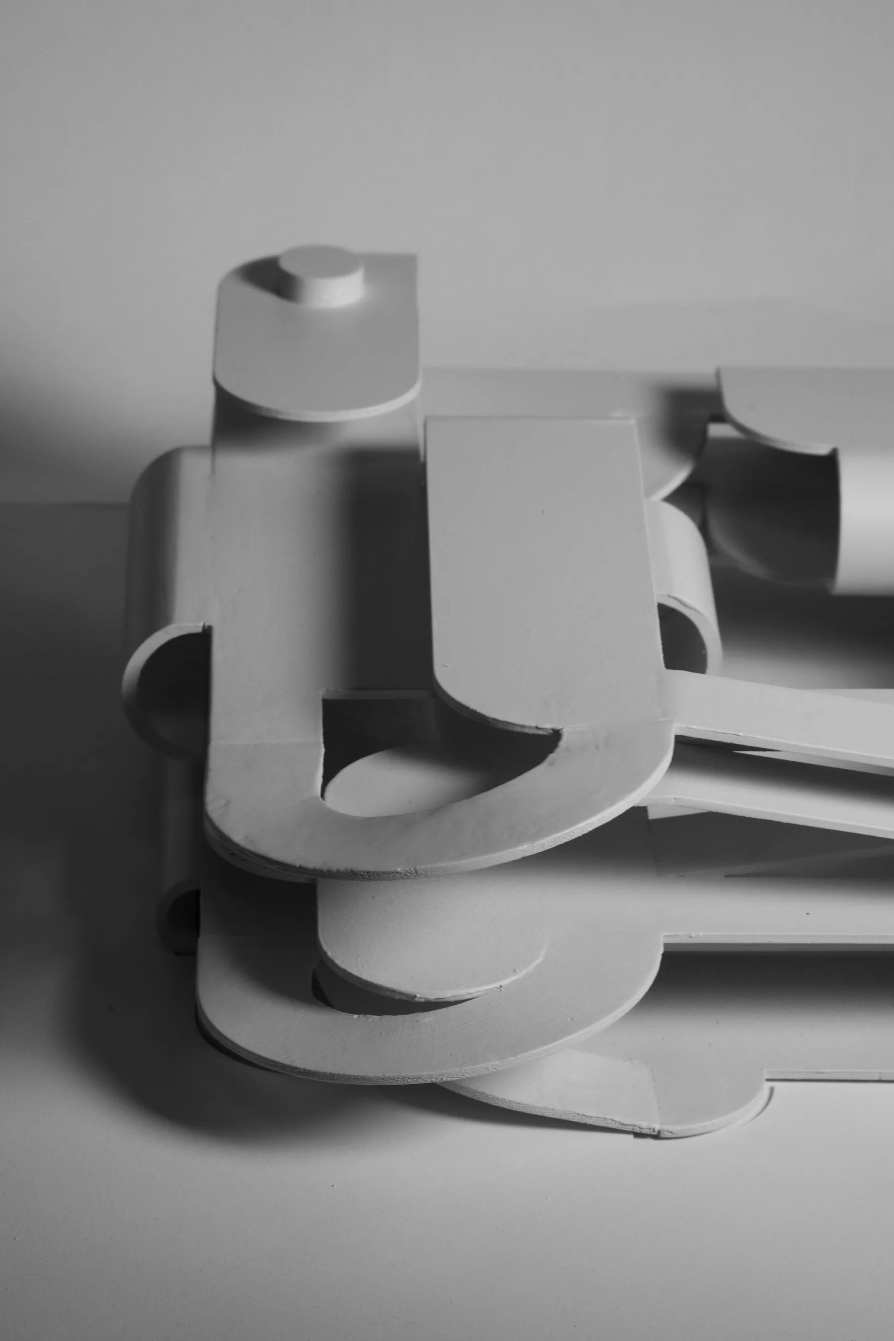 Detail of the model: a curved ramp rising from the ground